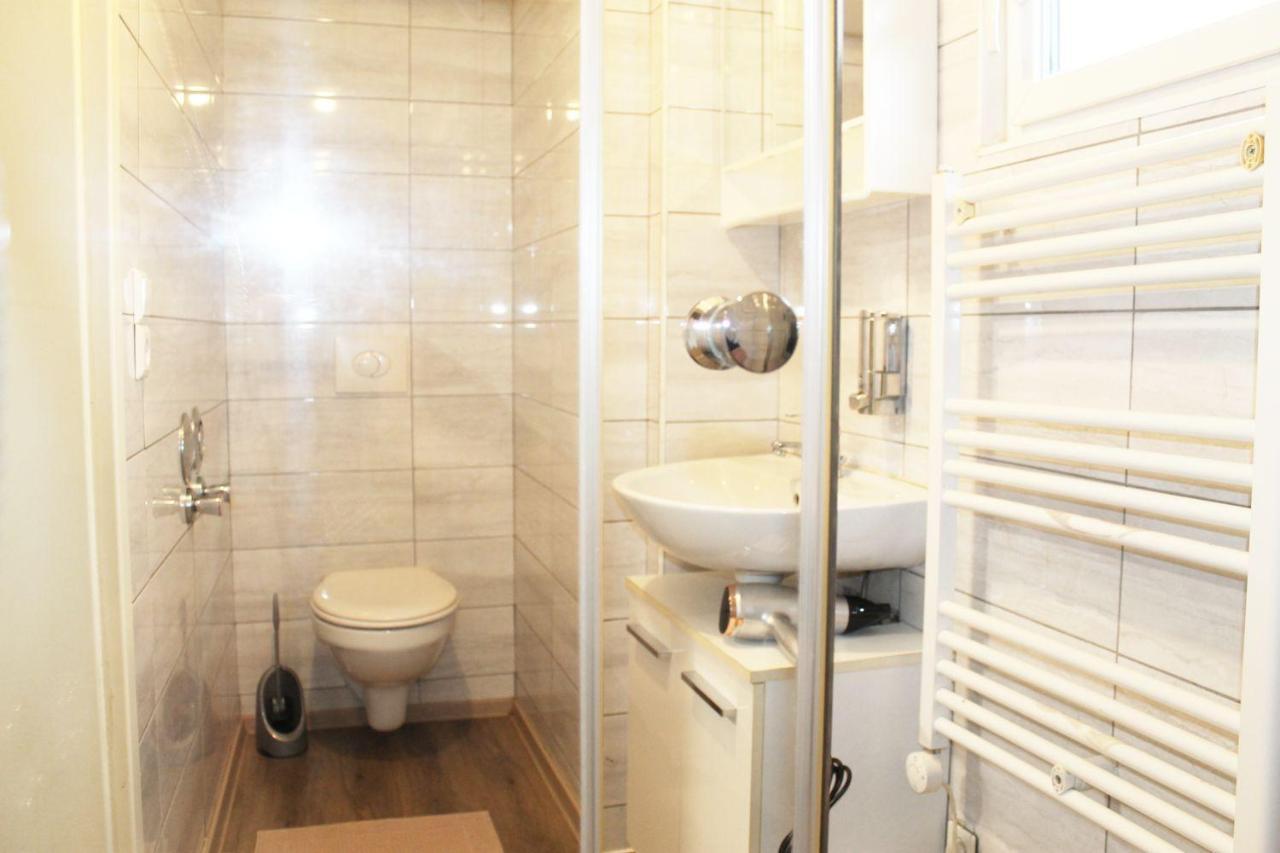 Fully Equipped Apartments Bonnigheim エクステリア 写真