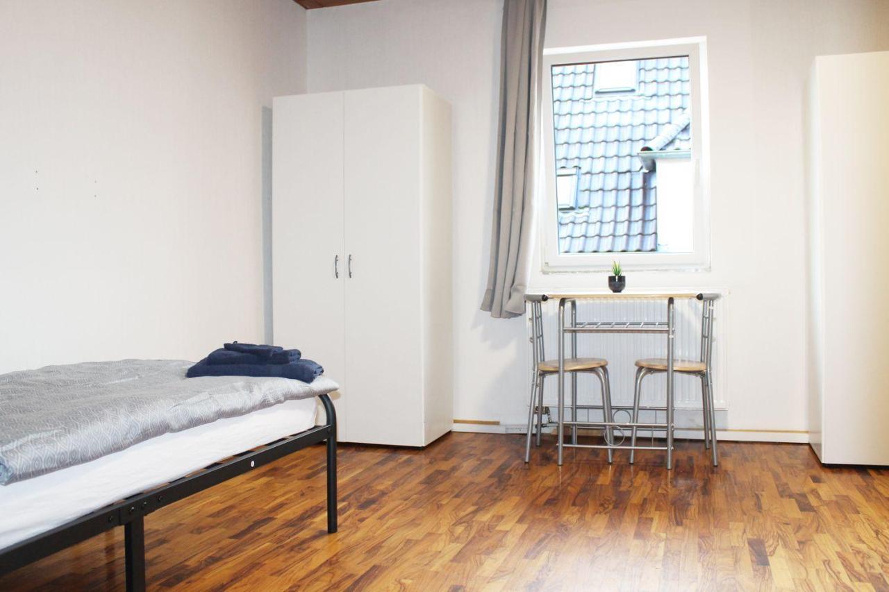 Fully Equipped Apartments Bonnigheim エクステリア 写真